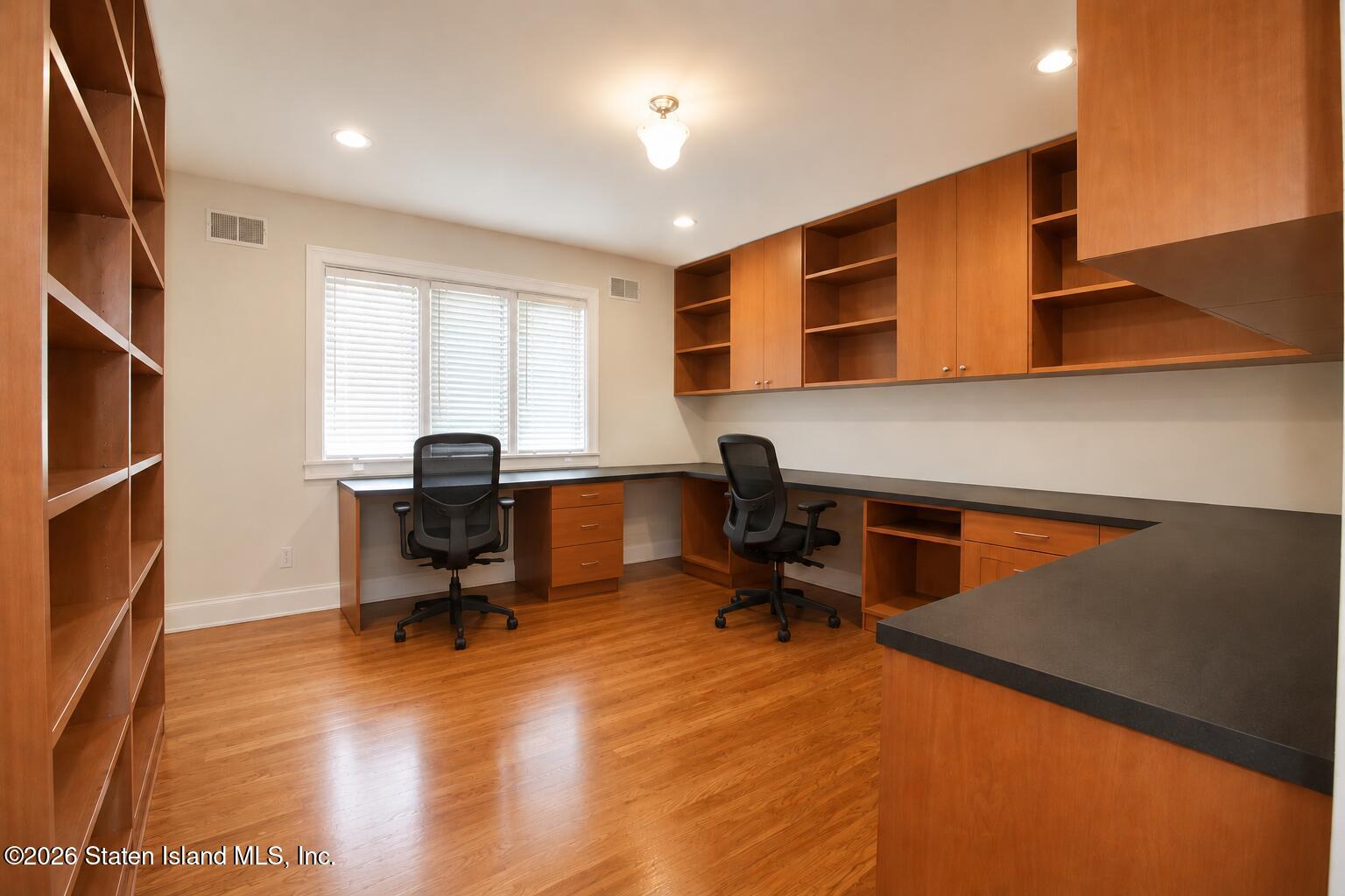 58 Michael Loop, Staten Island, NY, 10301 image 31