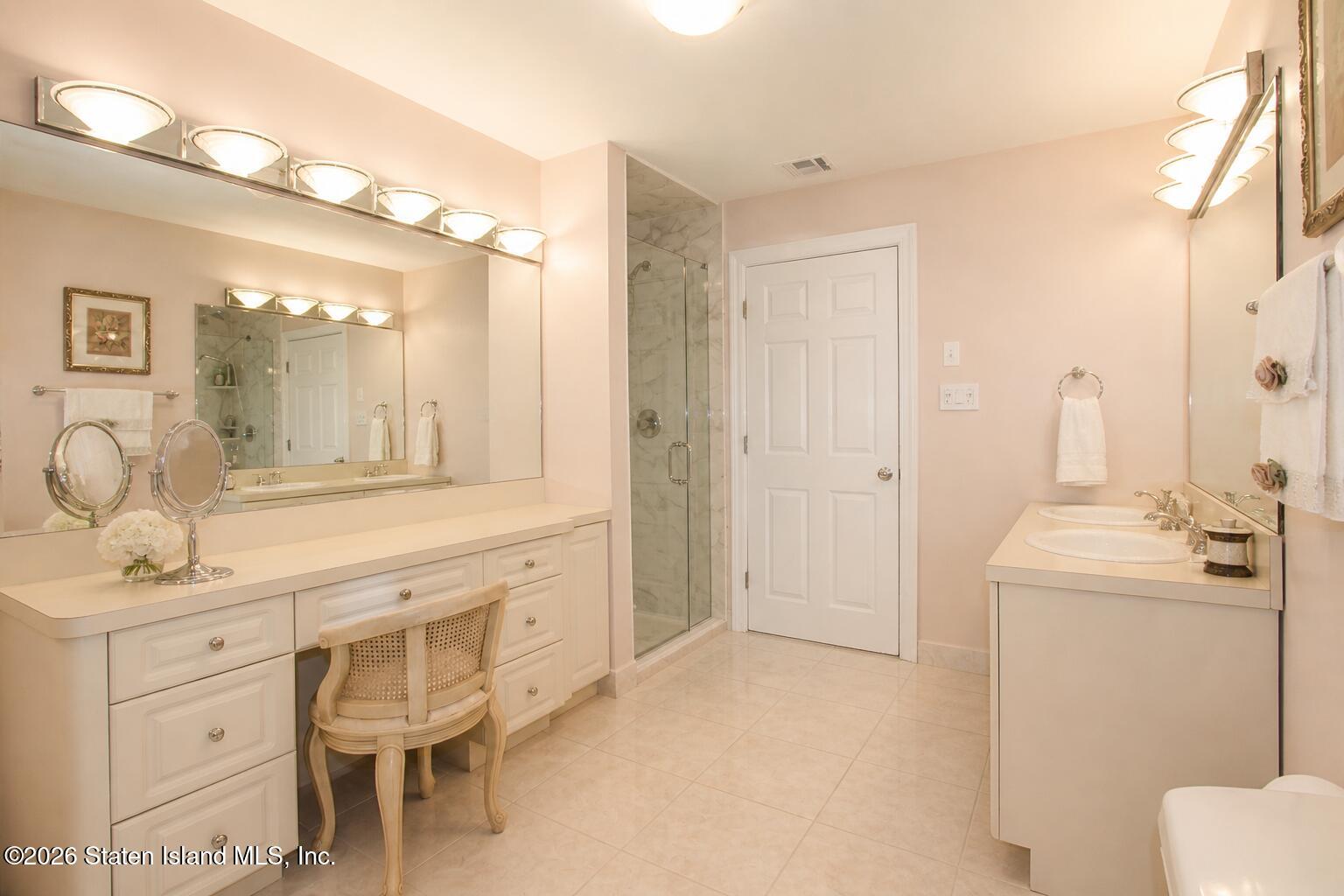 58 Michael Loop, Staten Island, NY, 10301 image 27