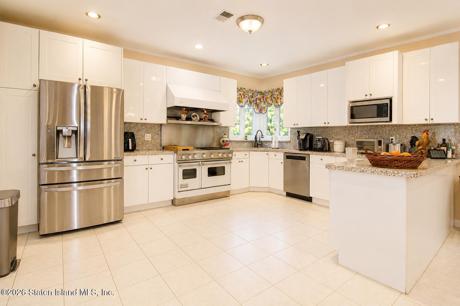 58 Michael Loop, Staten Island, NY, 10301 image 17