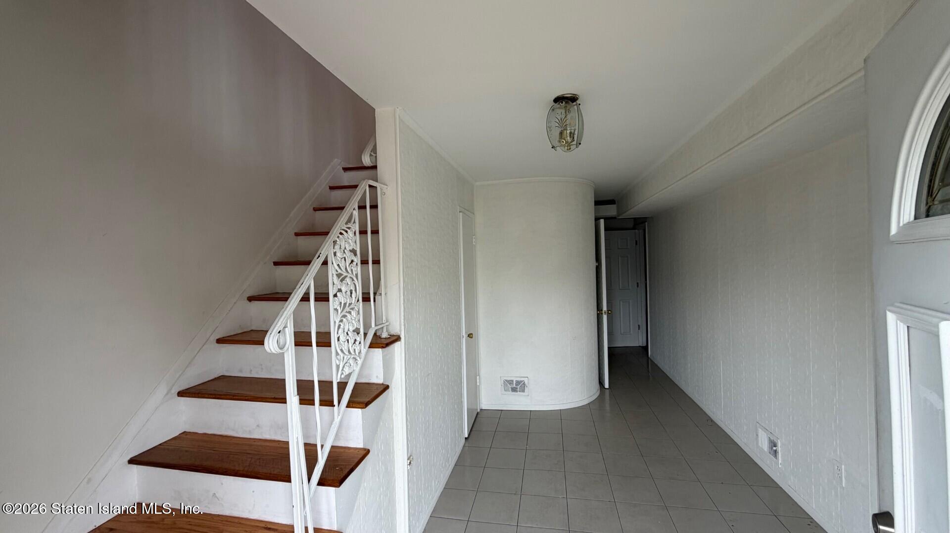 437 Katan Avenue Image 5
