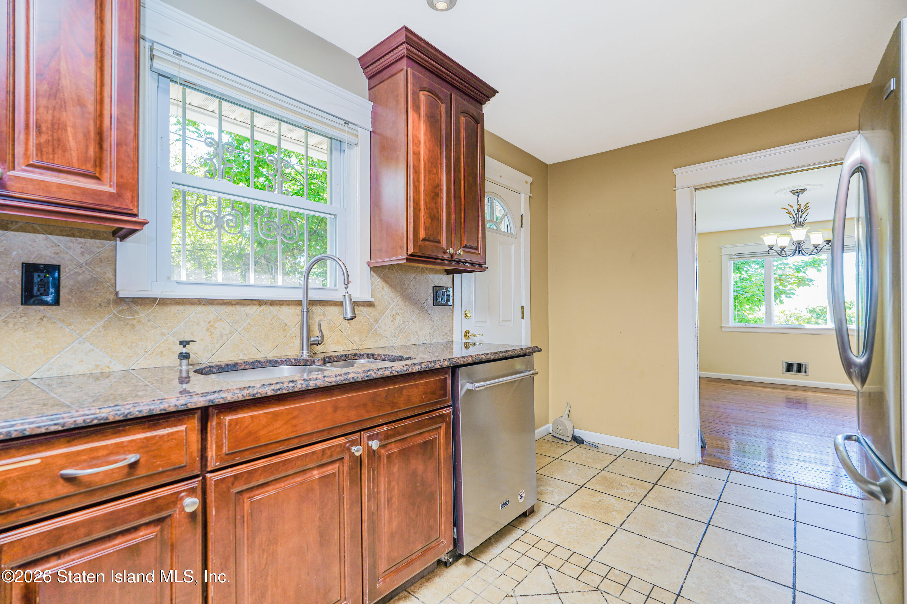 215 Coverly Avenue, Staten Island, NY, 10301 image 12