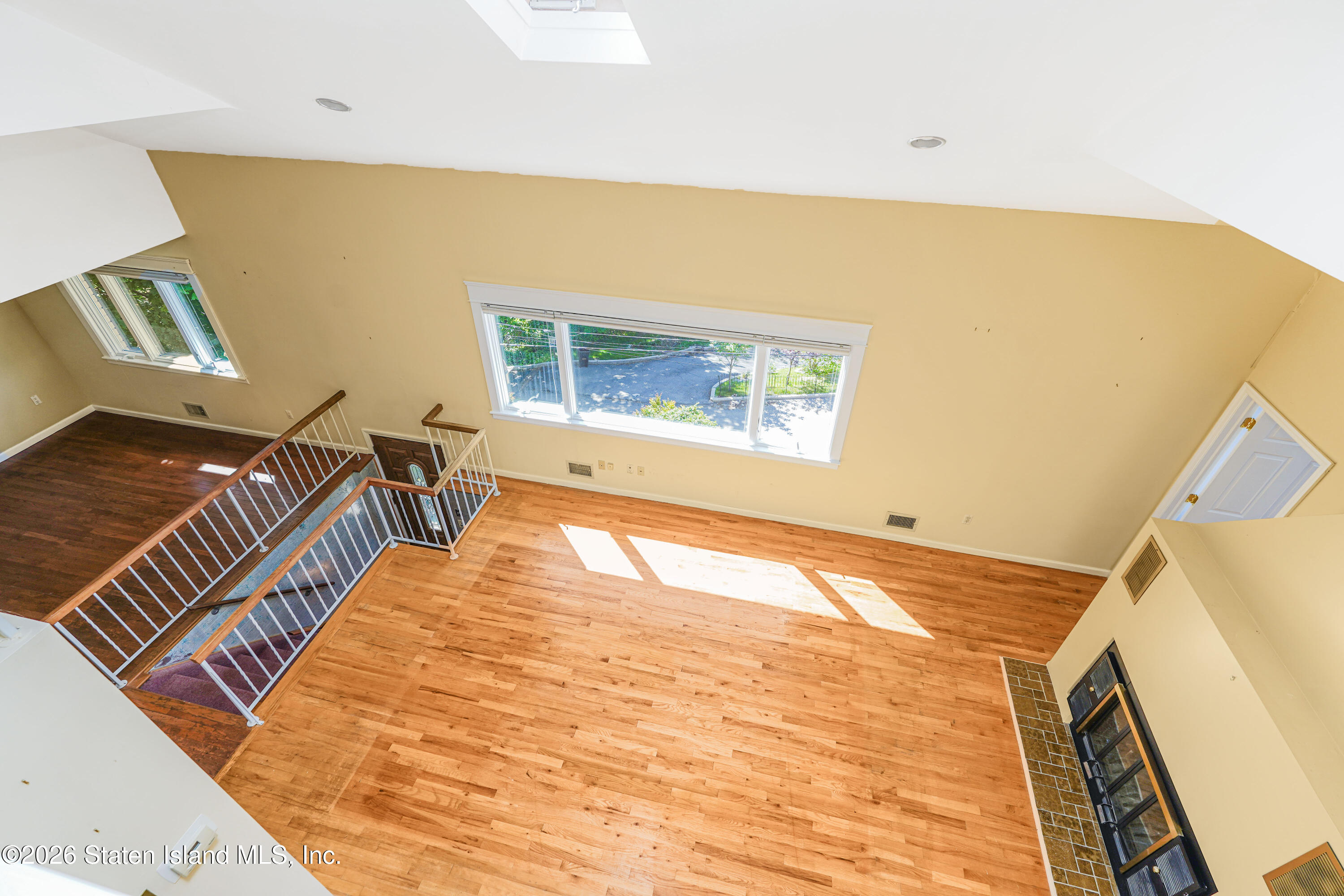 215 Coverly Avenue, Staten Island, NY, 10301 image 9