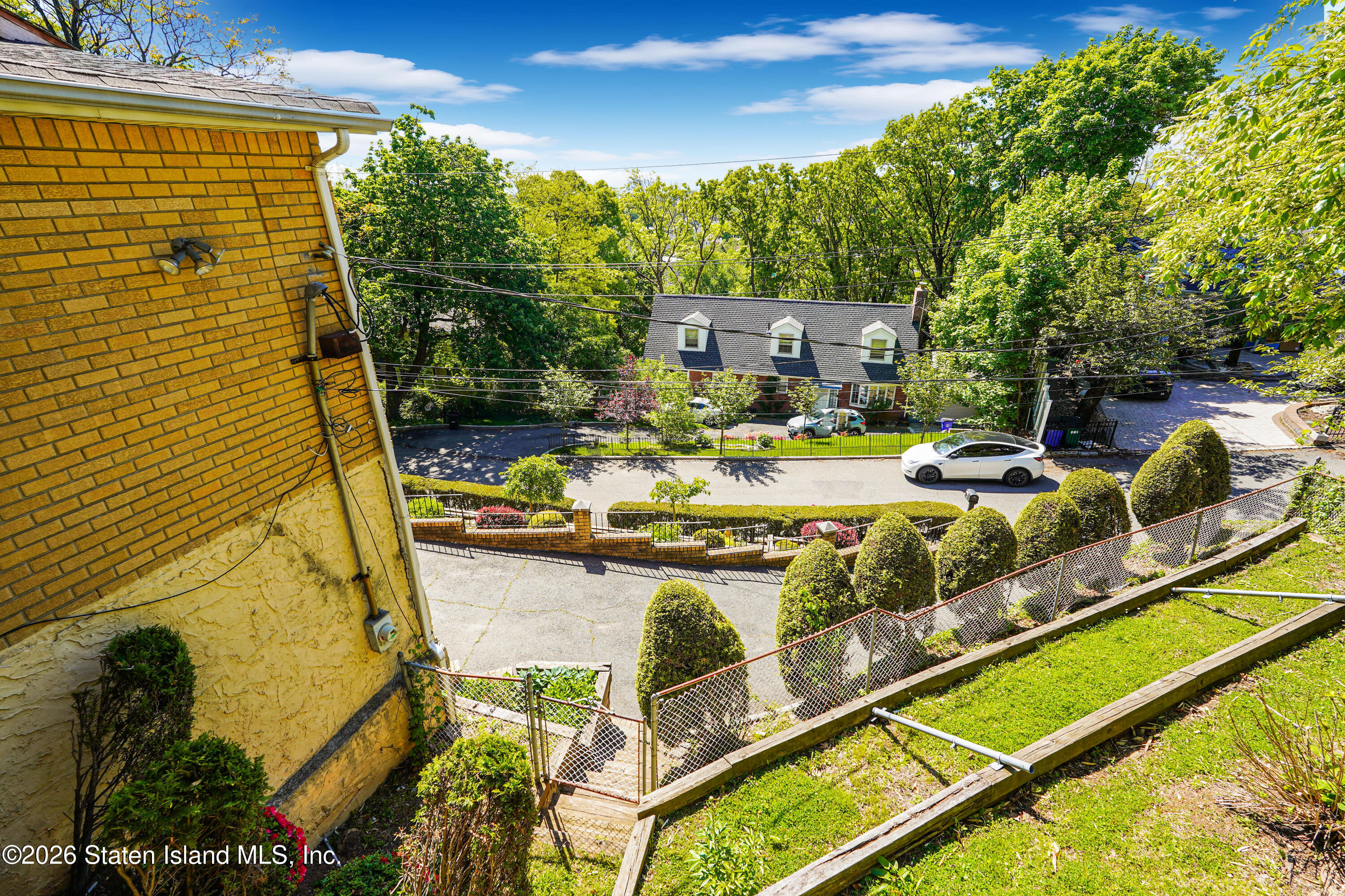 215 Coverly Avenue, Staten Island, NY, 10301 image 36