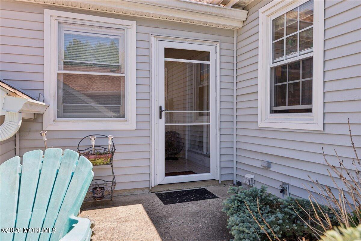137 Halden Strasse C, Freehold, NJ, 07728 image 18
