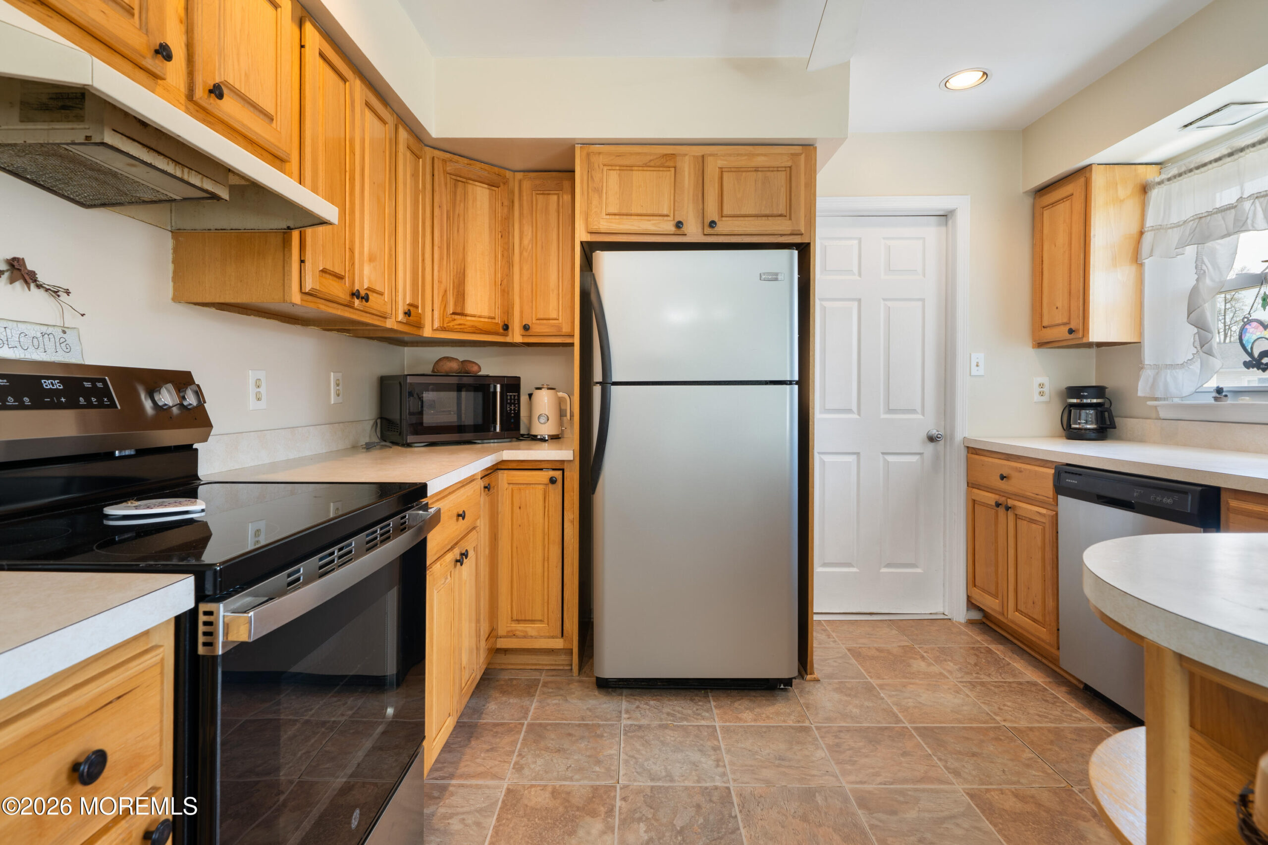 837 Cable Avenue, Beachwood, NJ, 08722 image 13