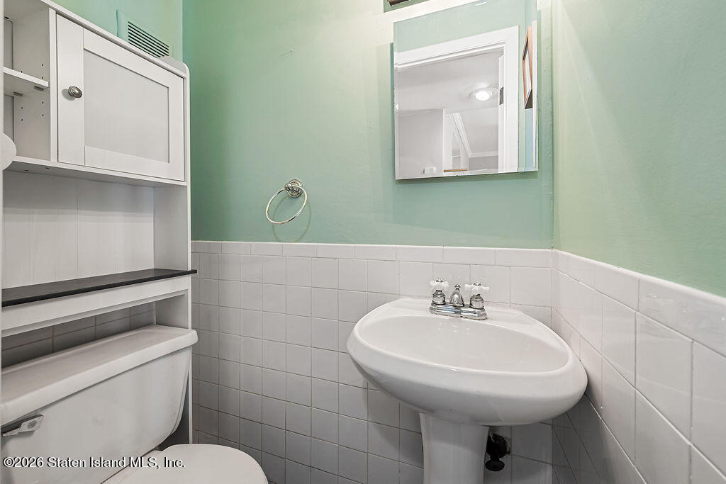 342 Hillbrook Drive, Staten Island, NY, 10305 image 7