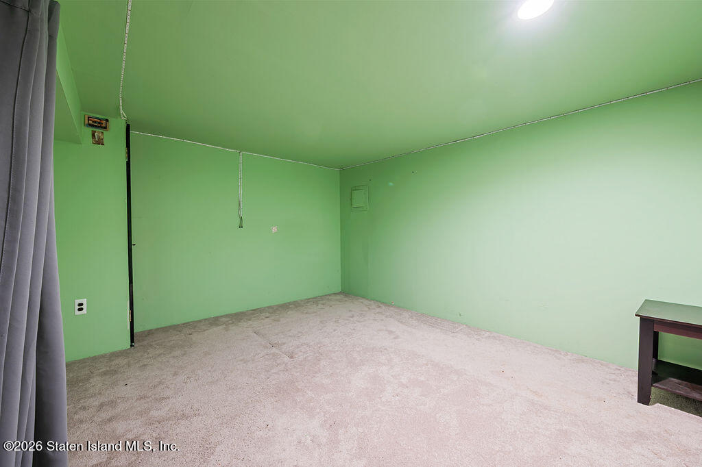 342 Hillbrook Drive, Staten Island, NY, 10305 image 16