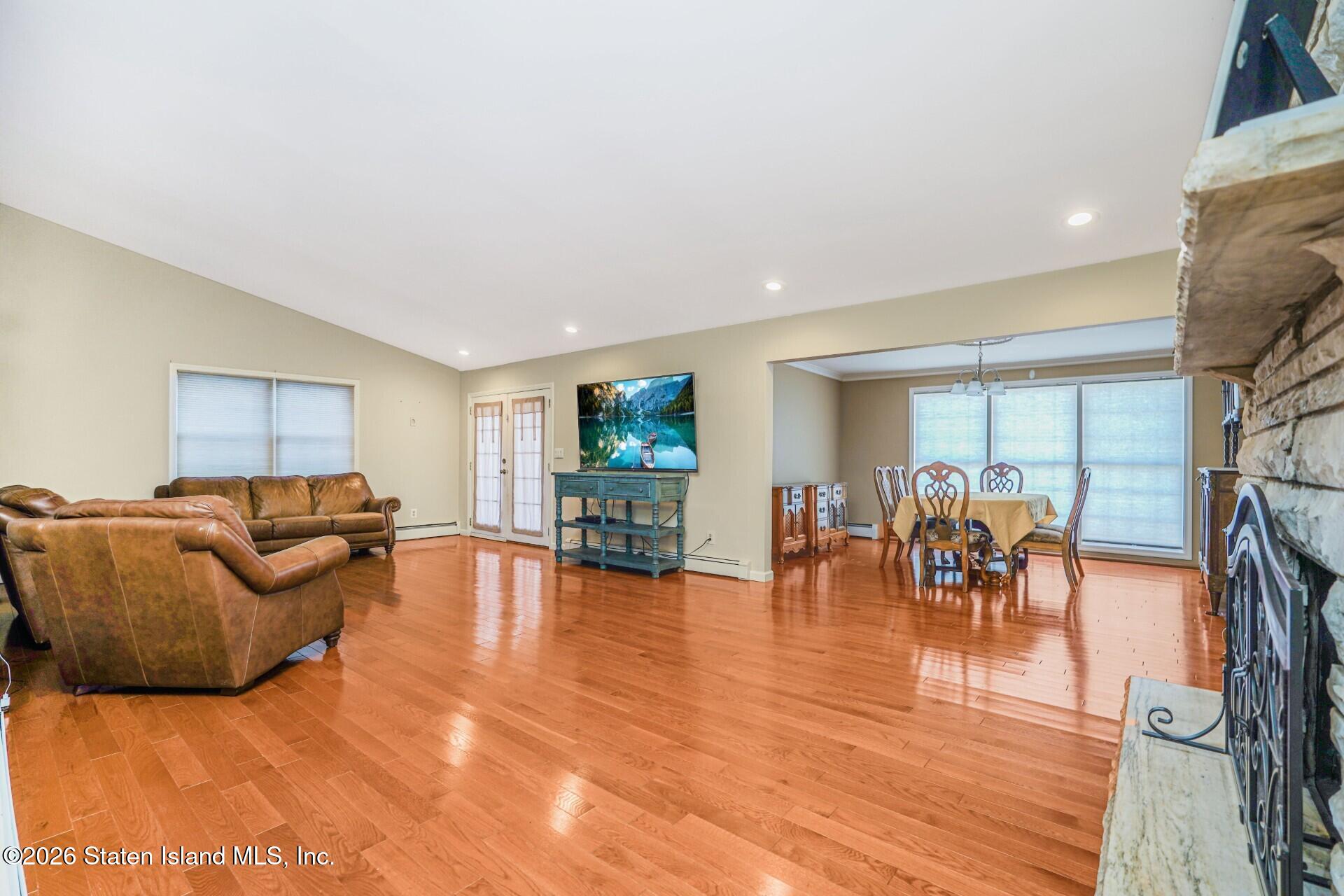 106 Lander Avenue, Staten Island, NY, 10314 image 9