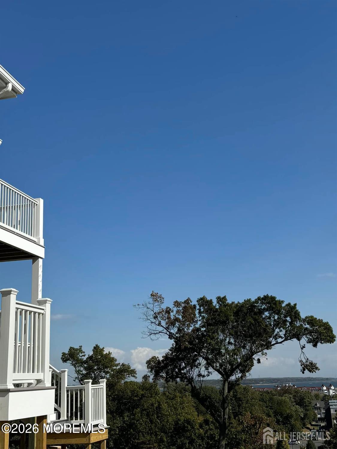 367 Ferris Street Image 3