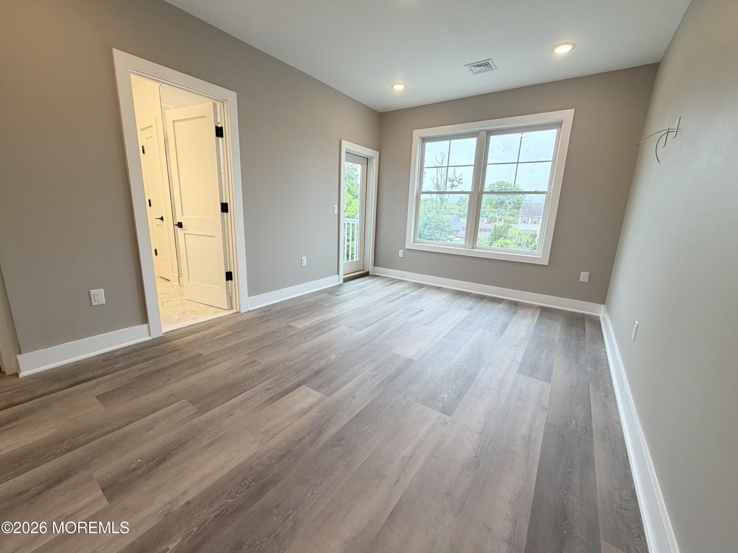 367 Ferris Street, South Amboy, NJ, 08879 image 17