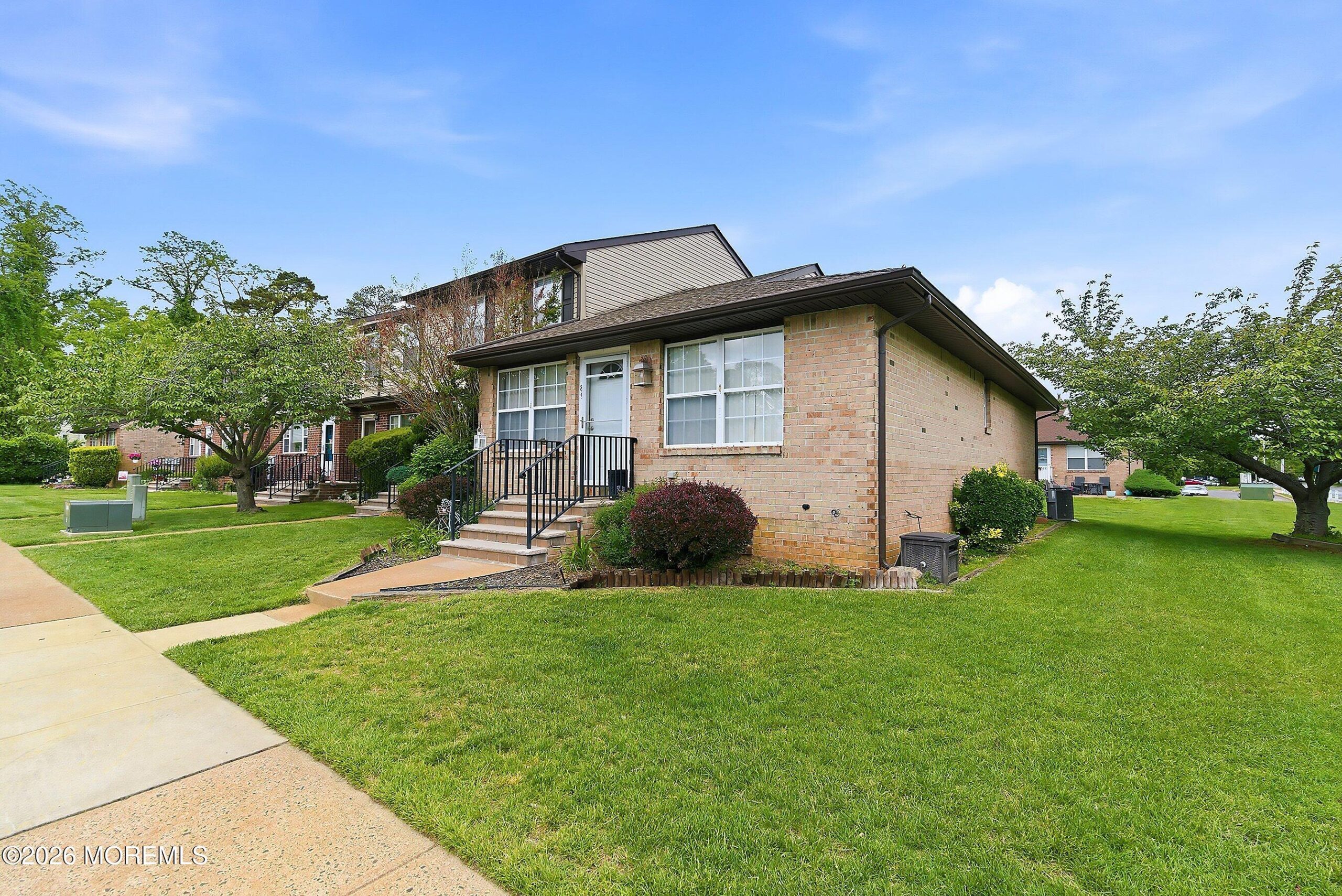 89 Valerie Court Image 3