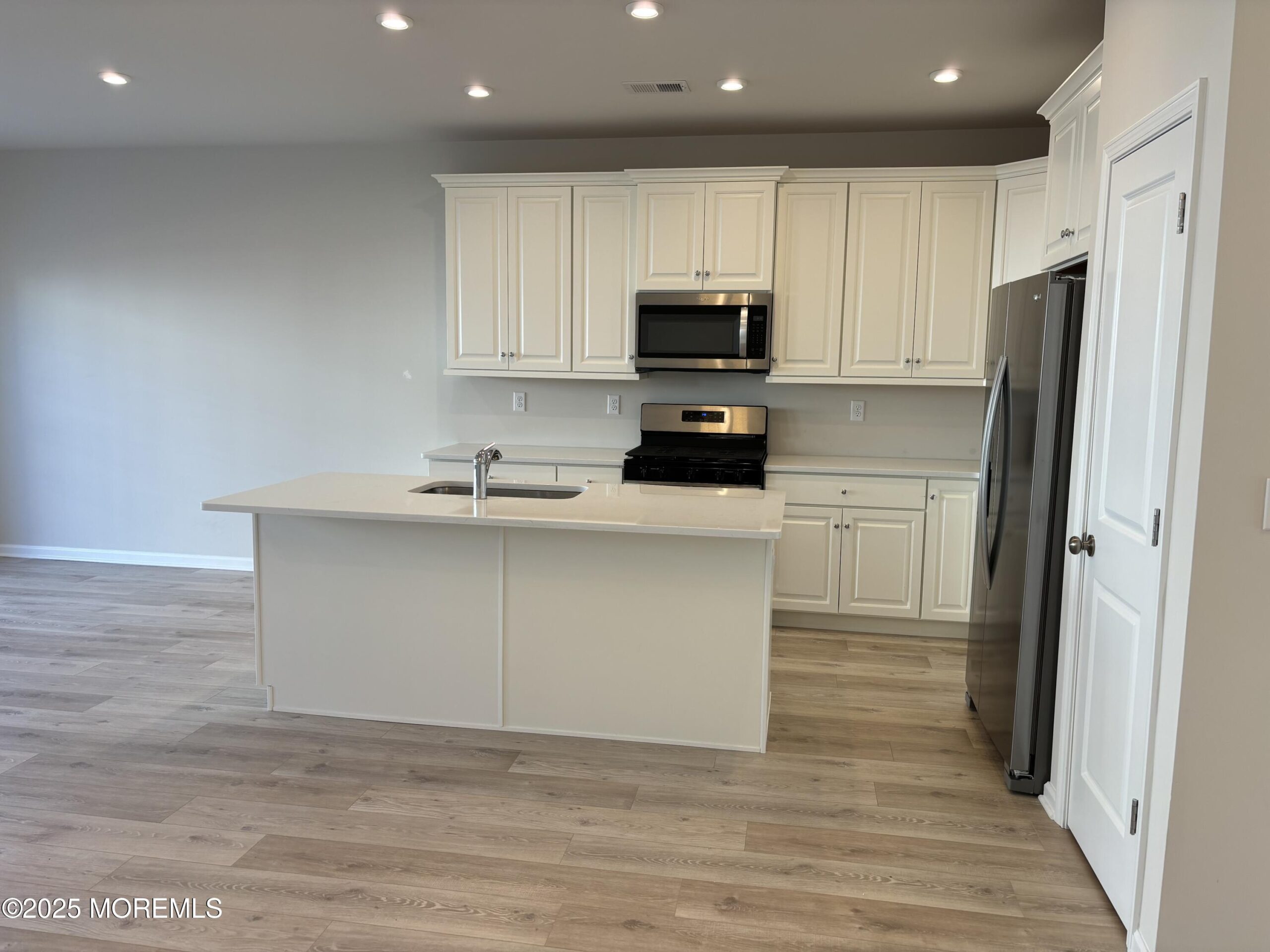 11 Laird Way Image 3