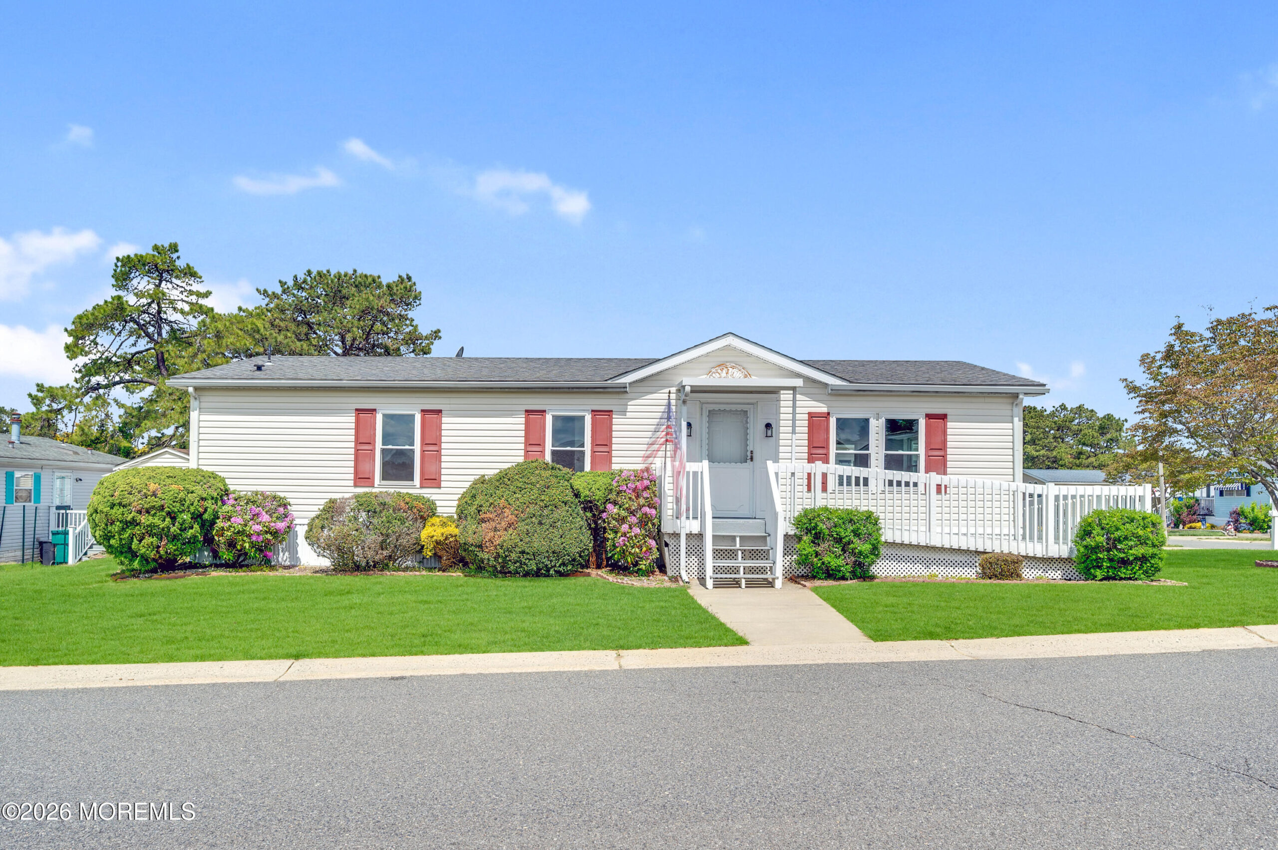 501 Momosa Drive Image 1