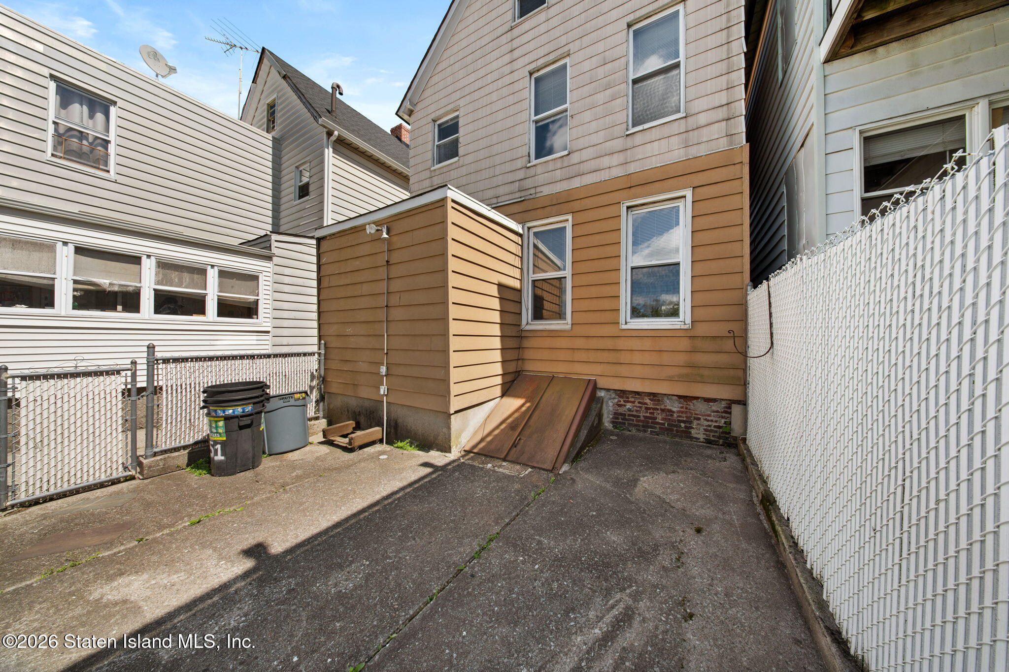 51 Lynhurst Avenue, Staten Island, NY, 10305 image 30