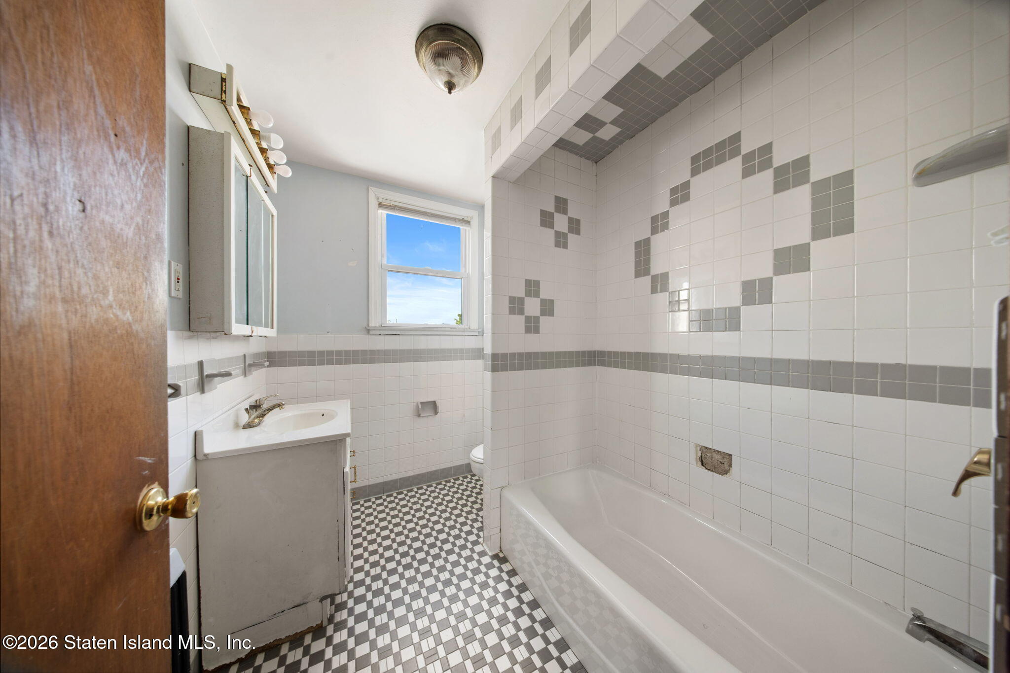 51 Lynhurst Avenue, Staten Island, NY, 10305 image 47