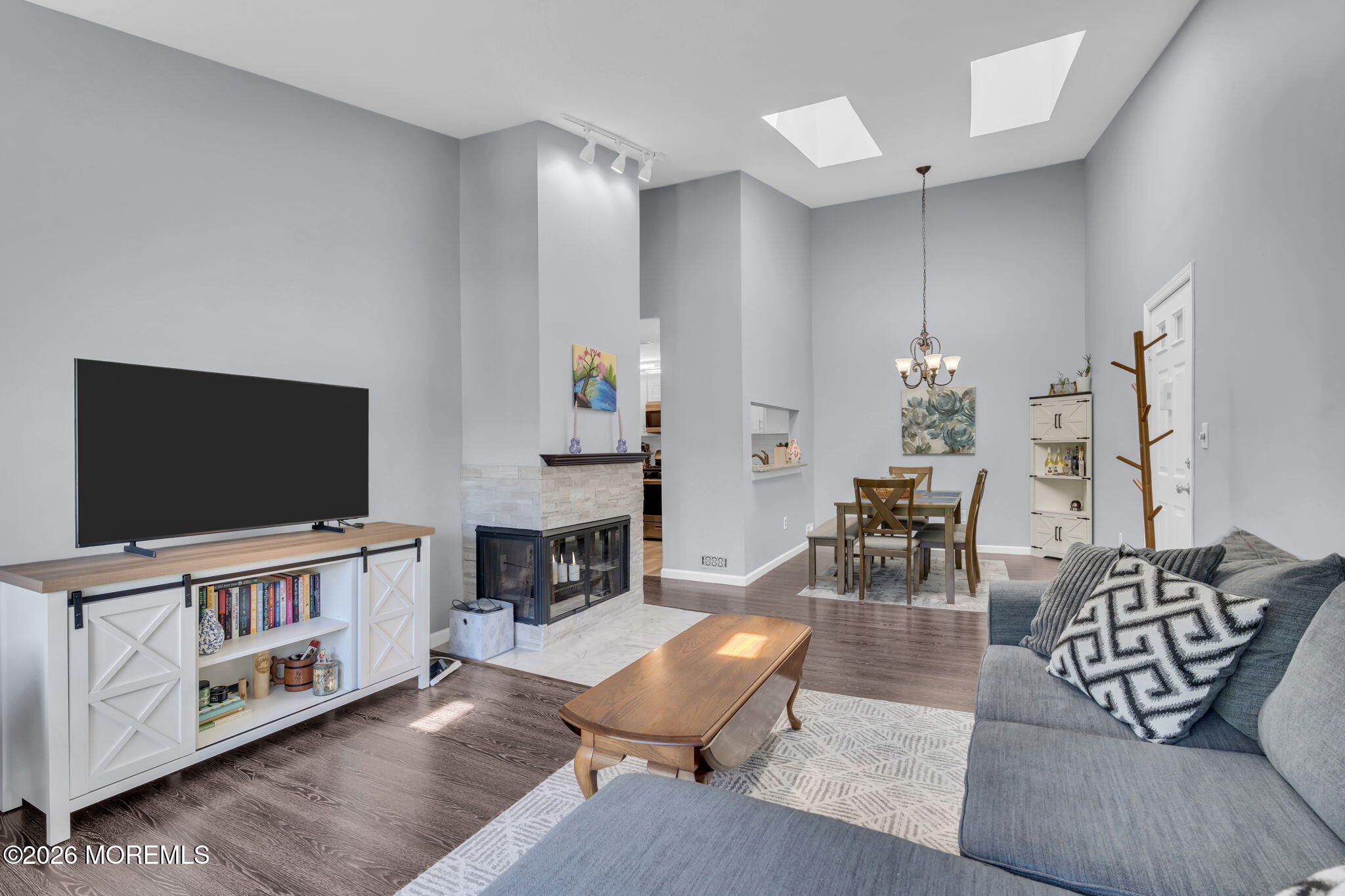 384 Mcdowell Drive 384 Image 2
