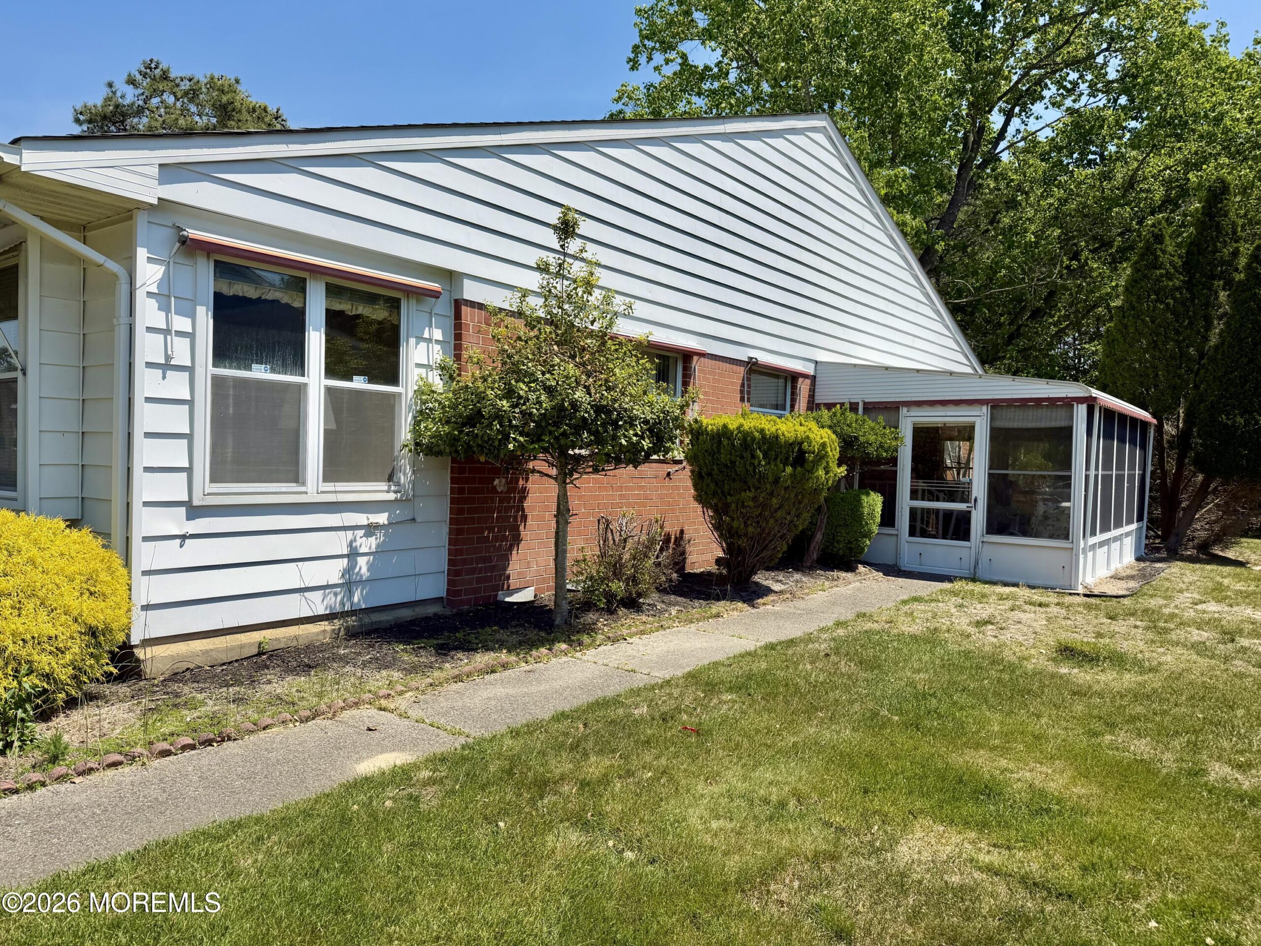 16 Franklin Lane b Image 5