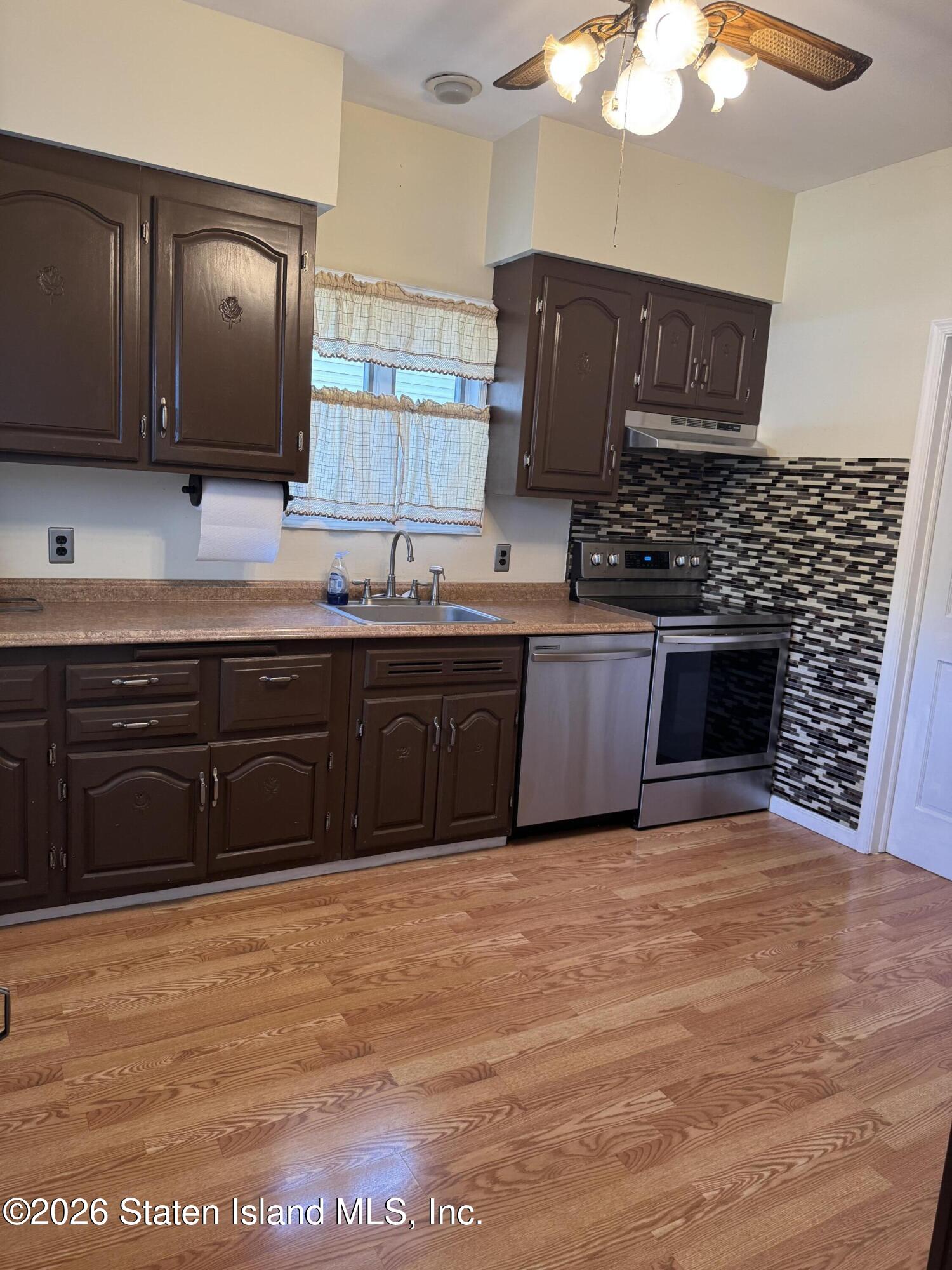 7138 Amboy Road Image 3