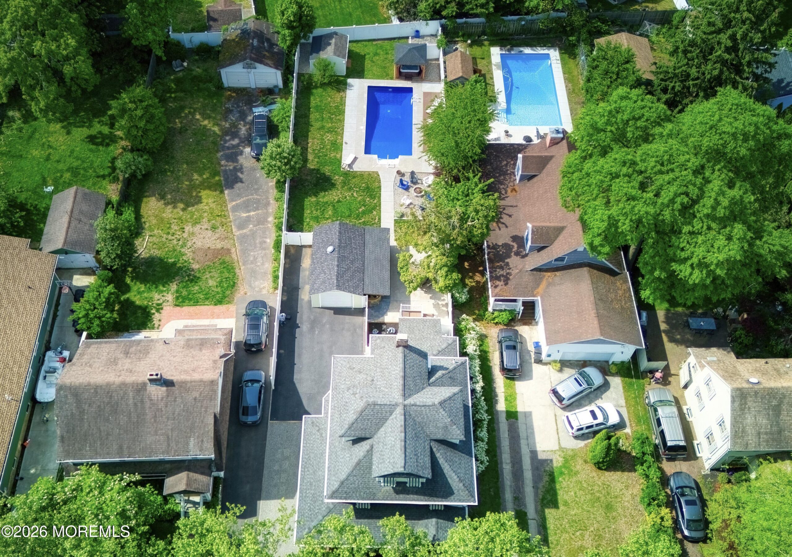 718 Mclean Avenue Image 3