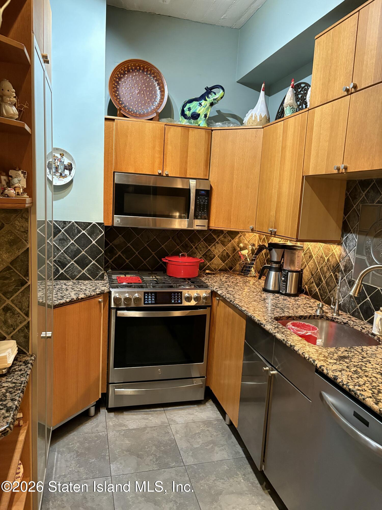 80 Bay Street Landing, Staten Island, NY, 10301 image 15
