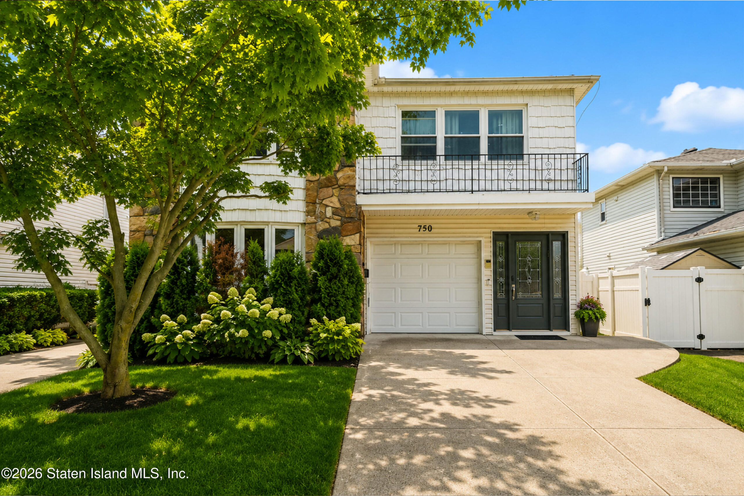 750 Klondike Avenue Image 1