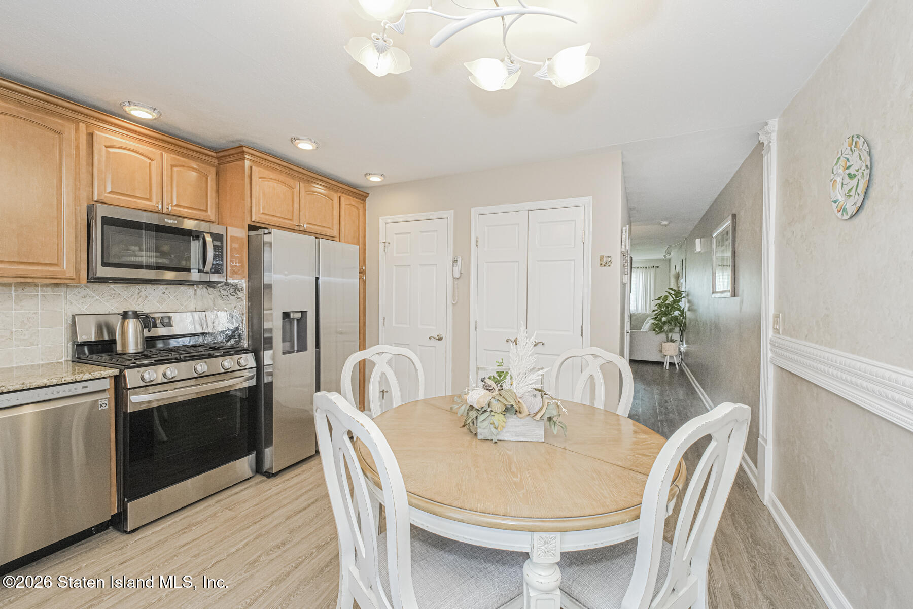 504 Medina Street, Staten Island, NY, 10306 image 9
