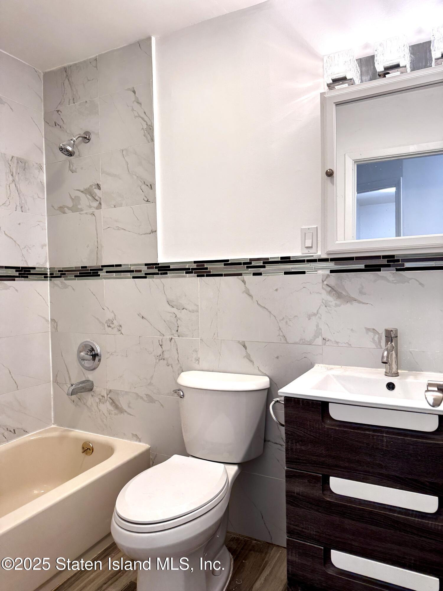 92 Wolkoff Lane, Staten Island, NY, 10303 image 8