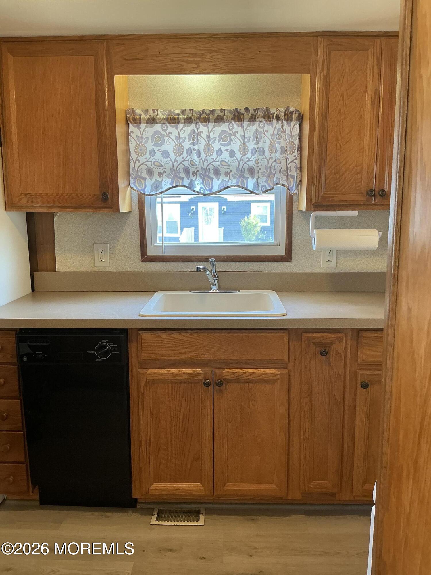 143 Starling Place, Freehold, NJ, 07728 image 10