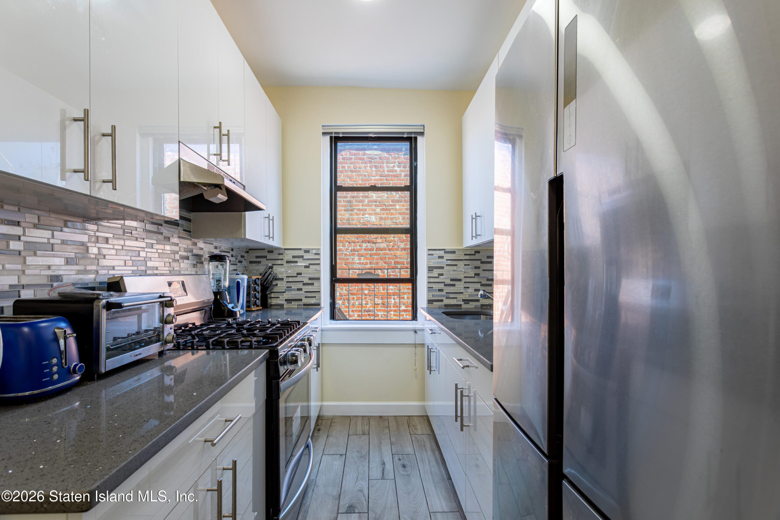 313 Brightwater Court 6f Image 1
