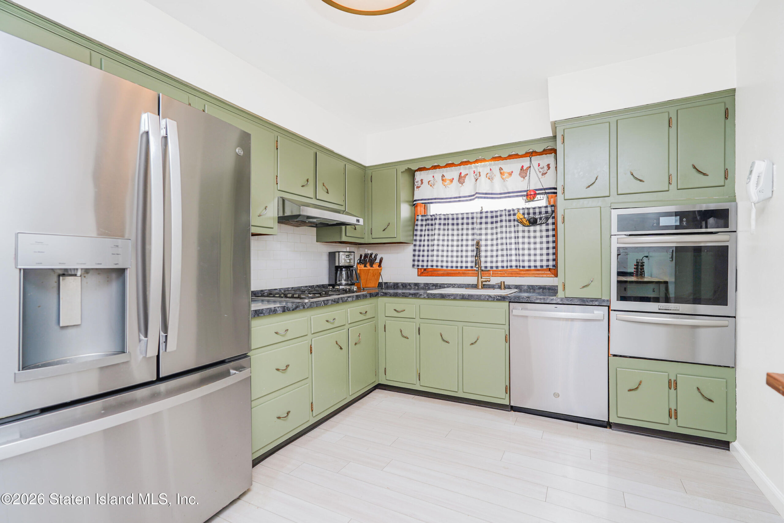 12 Kelvin Avenue, Staten Island, NY, 10306 image 17