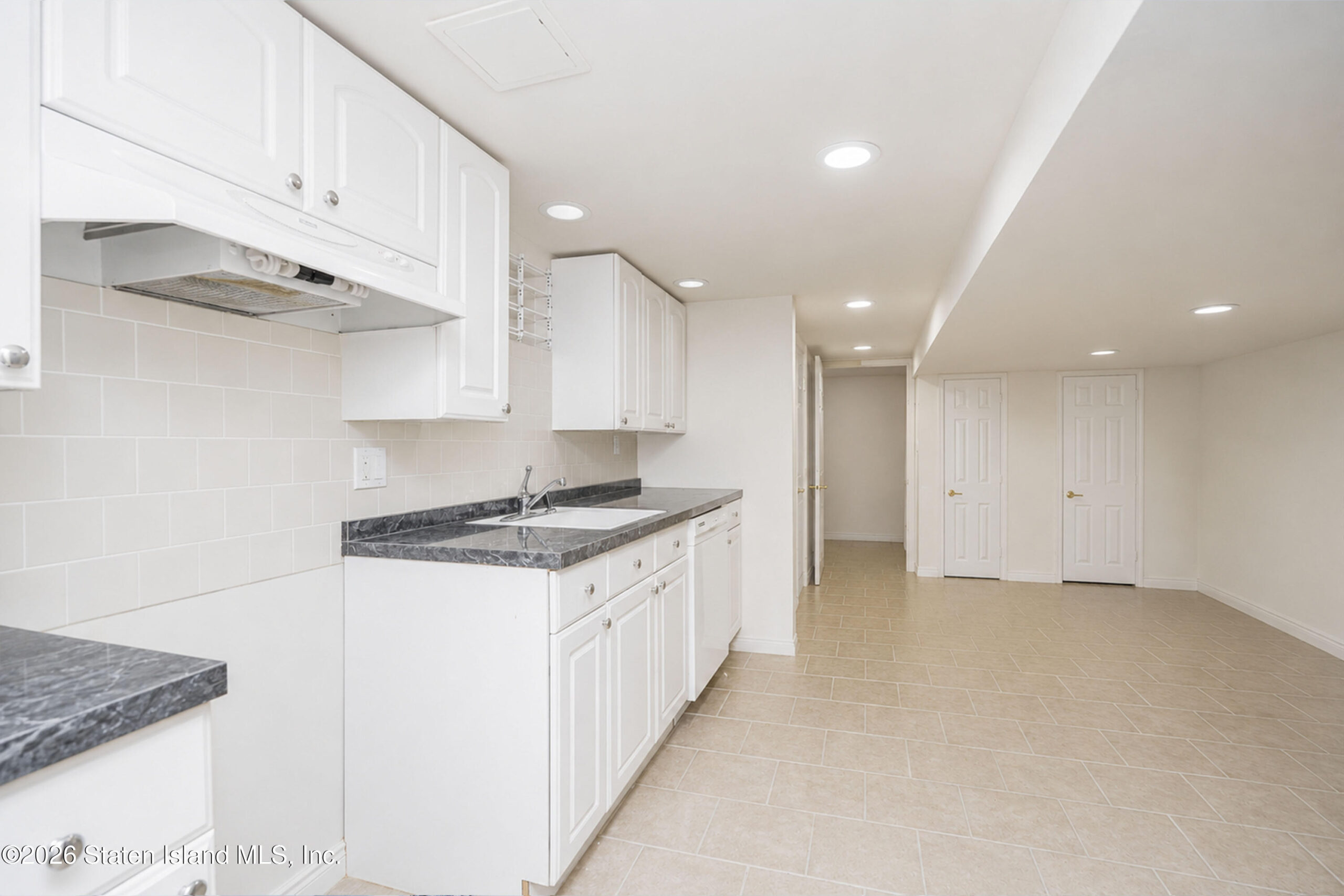 12 Kelvin Avenue, Staten Island, NY, 10306 image 28