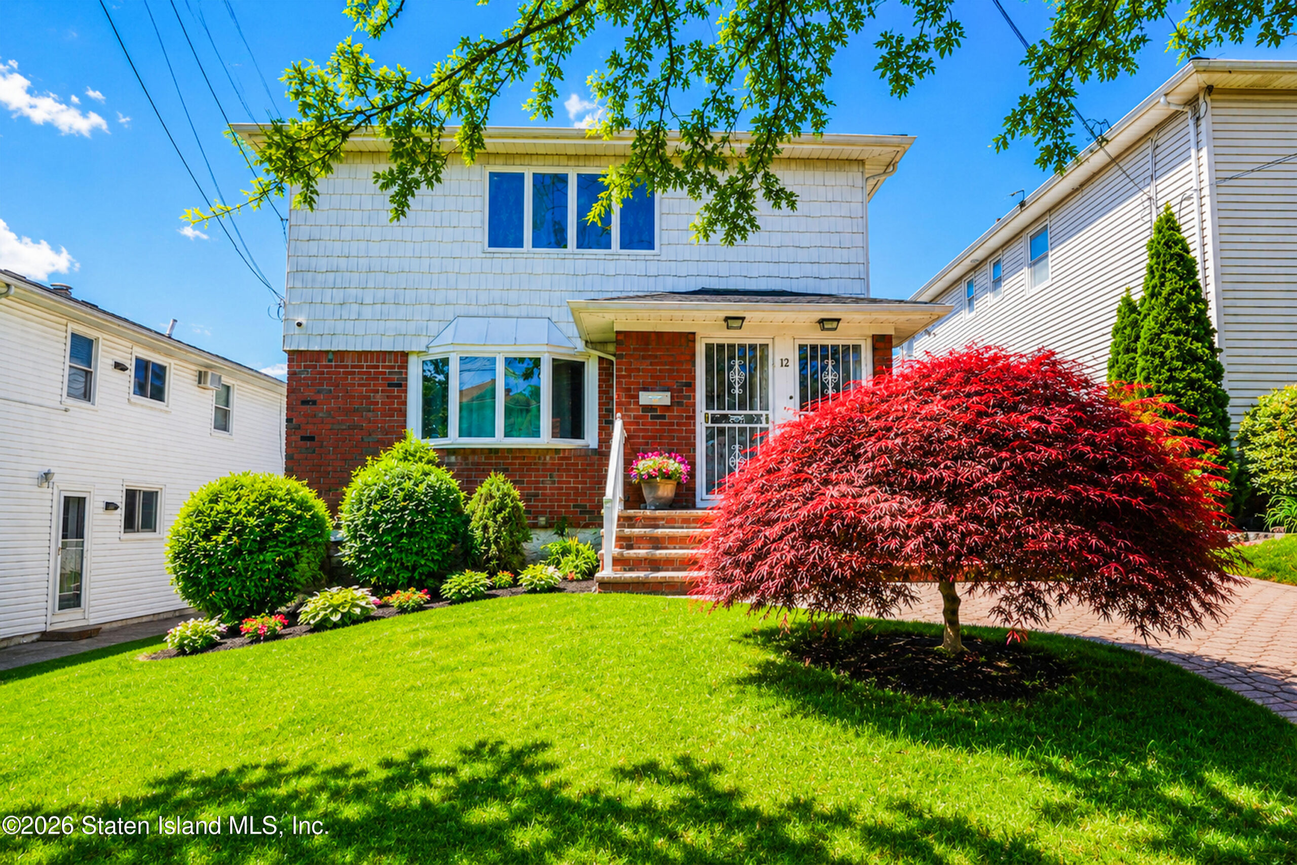 12 Kelvin Avenue Image 2