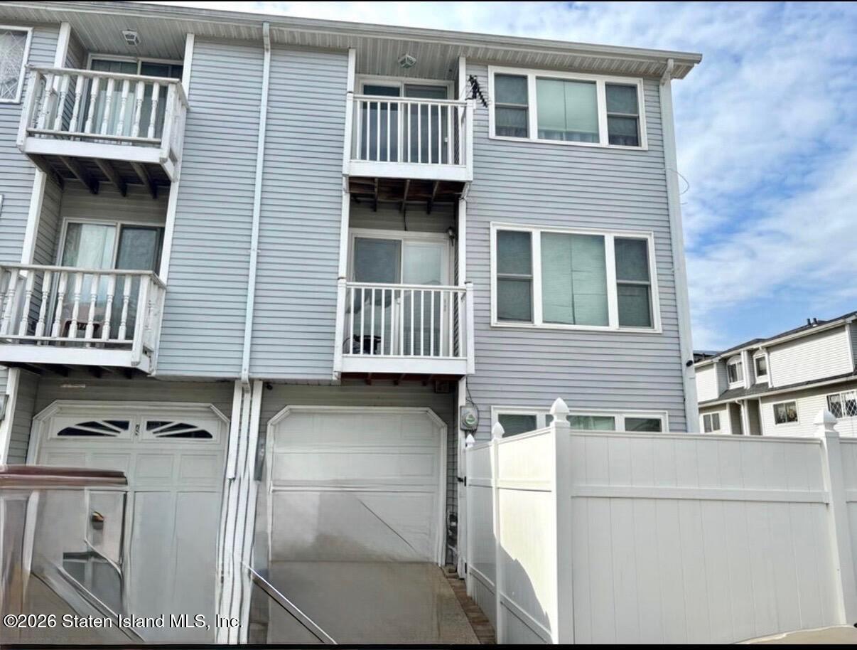 62 Simmons Lane, Staten Island, NY, 10314
