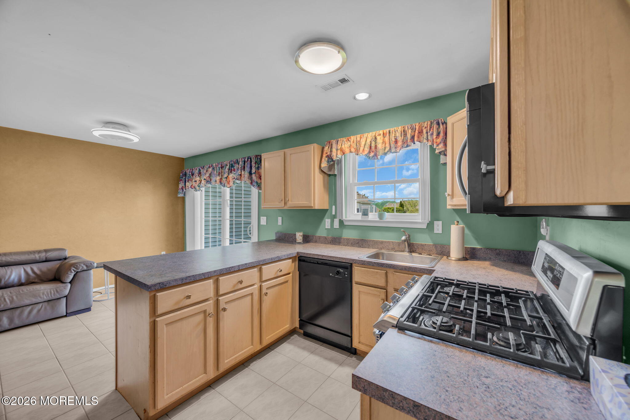 4 Aspen Lane, Freehold, NJ, 07728 image 17