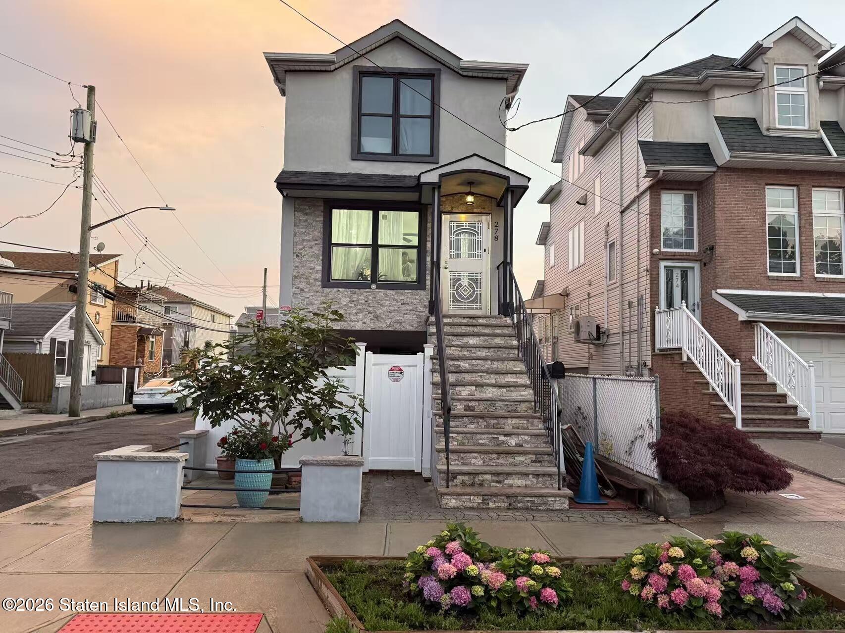 278 Hull Avenue Image 3