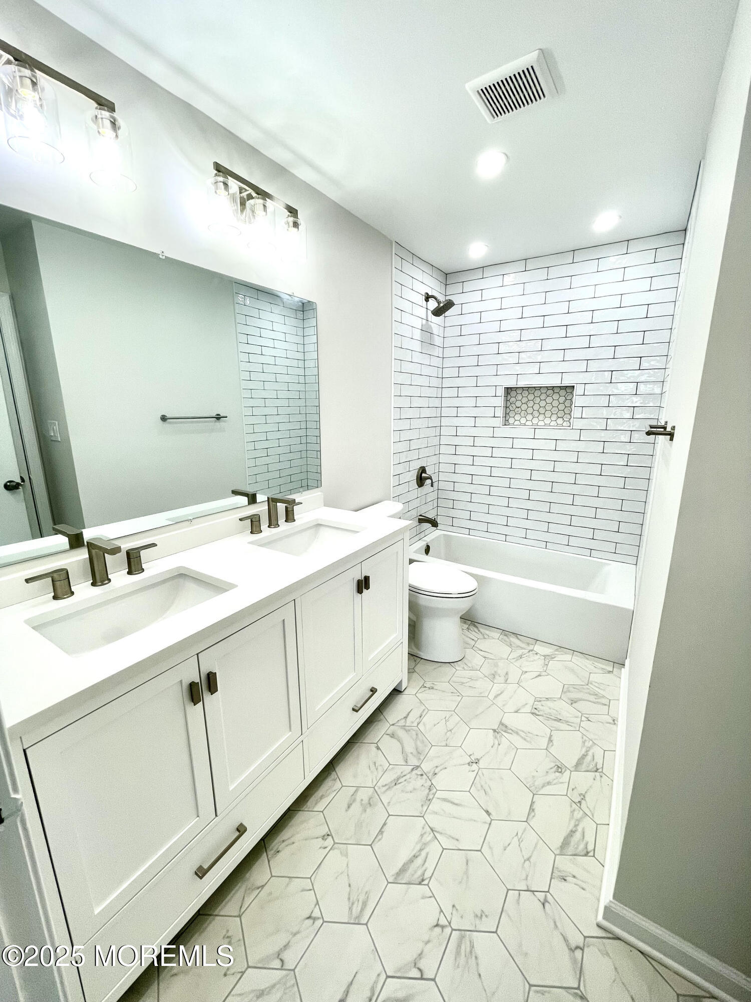 162 Pinetree Court, Howell, NJ, 07731 image 11
