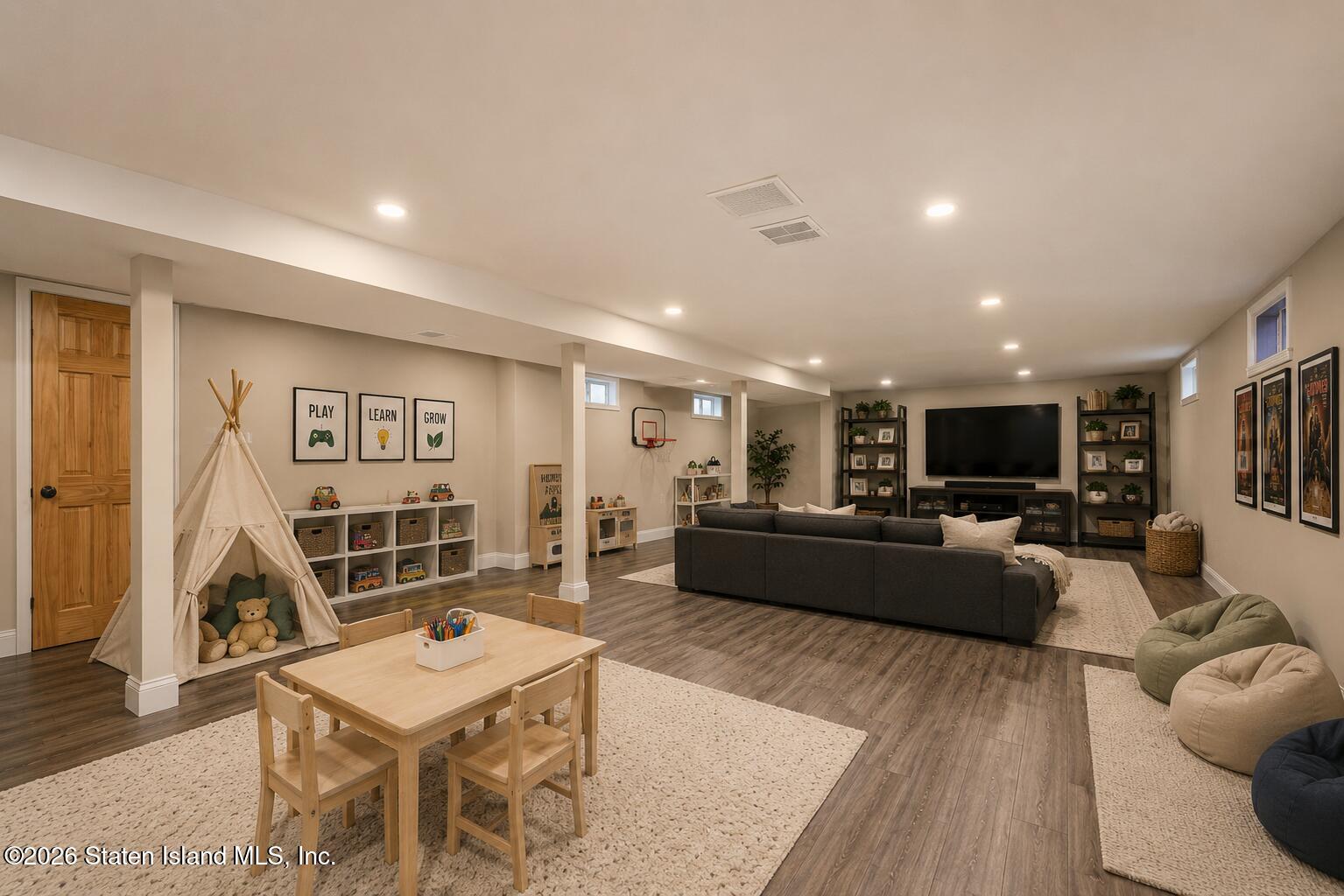 29 Peter Avenue, Staten Island, NY, 10306 image 25