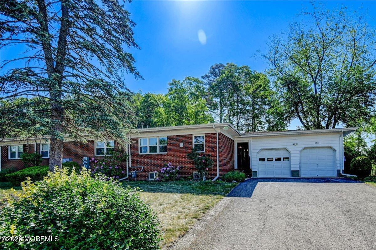 510 Laurel Brook Drive A Image 4