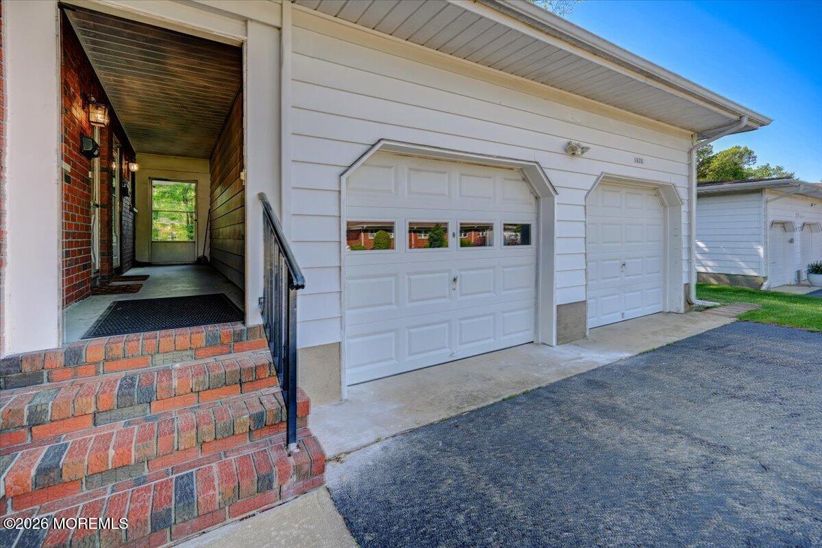 510 Laurel Brook Drive A Image 2