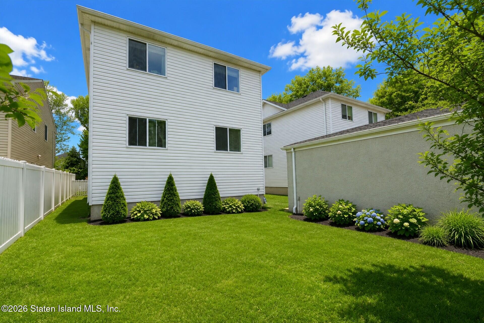 172 Mac Gregor Street Image 3