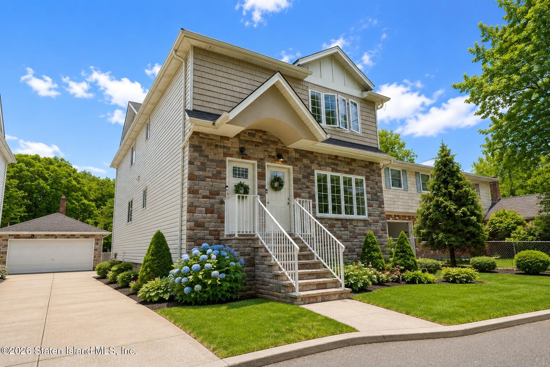 172 Mac Gregor Street Image 2