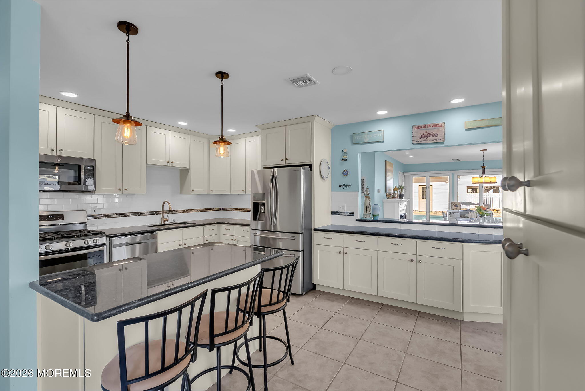343 Cheryl Drive Image 2