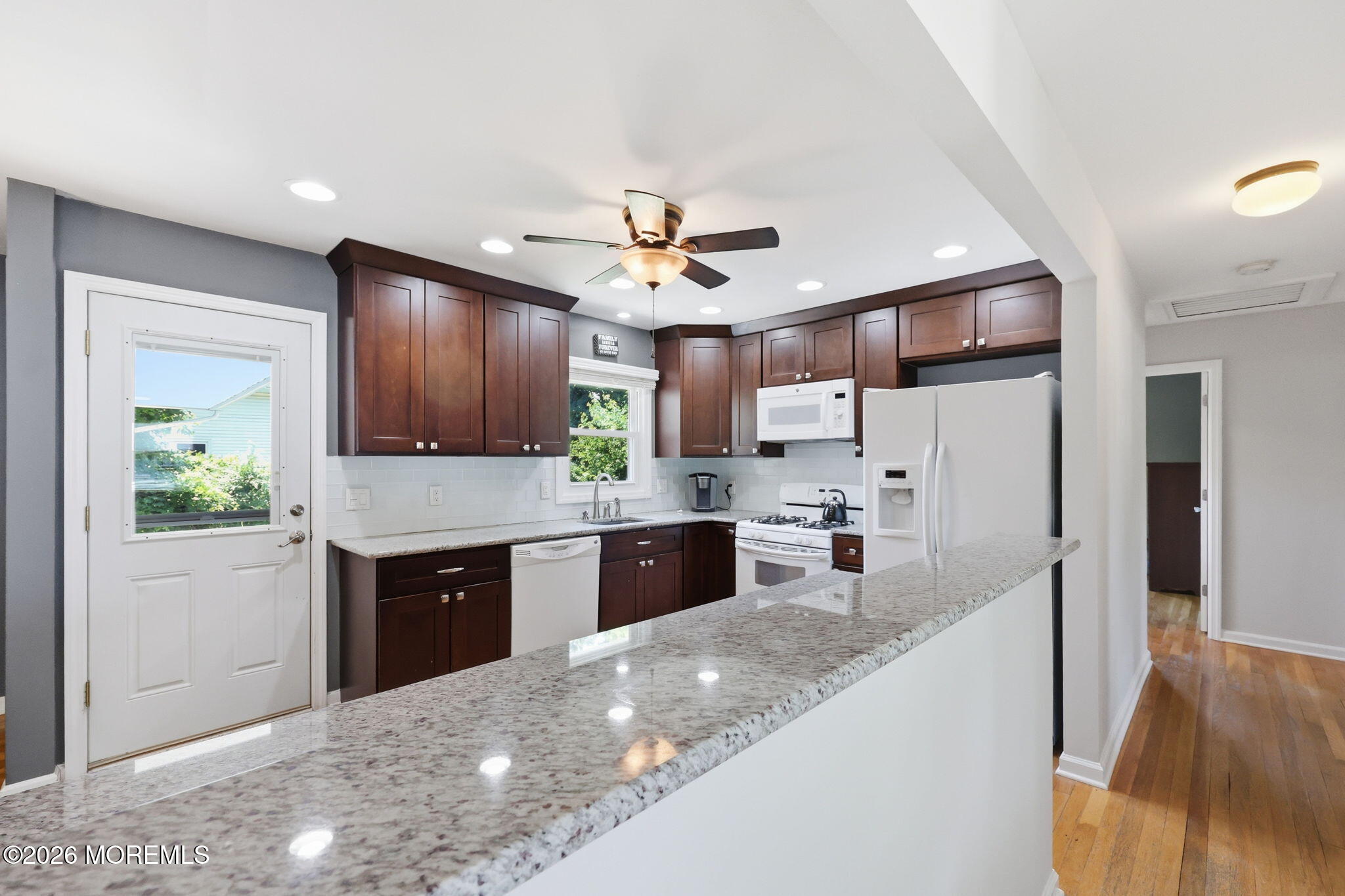 575 Garfield Avenue, Belford, NJ, 07718 image 36