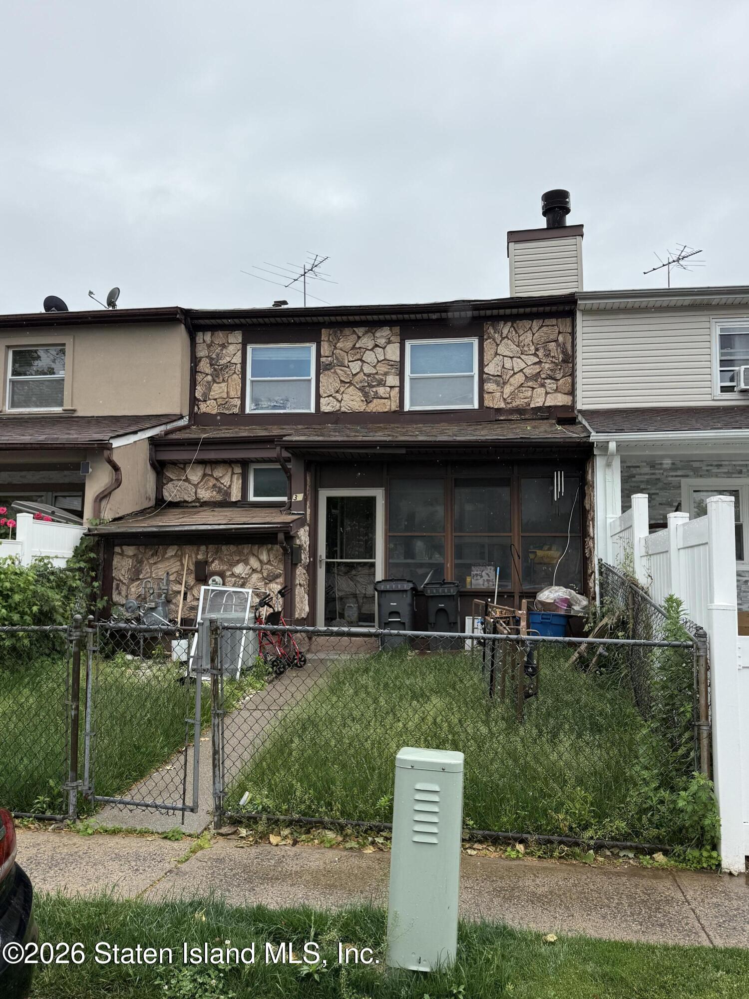34 Andrea Place Image 3