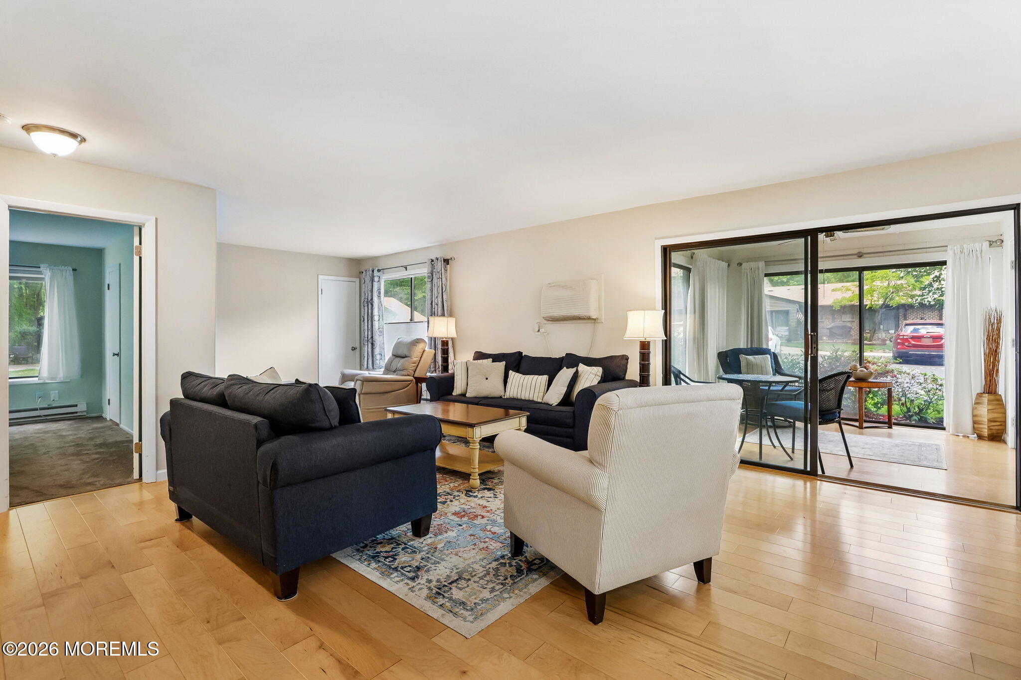 65 Lexington Court Image 3