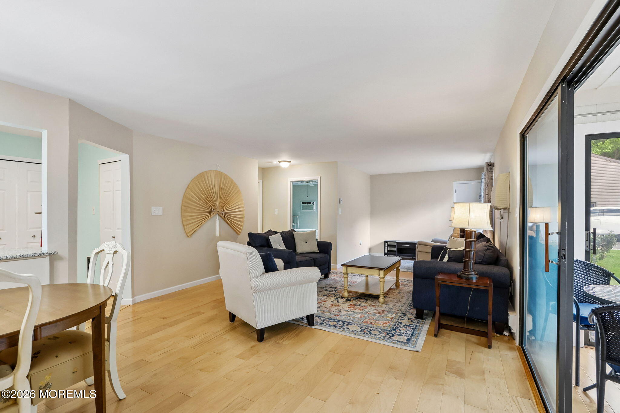 65 Lexington Court Image 4