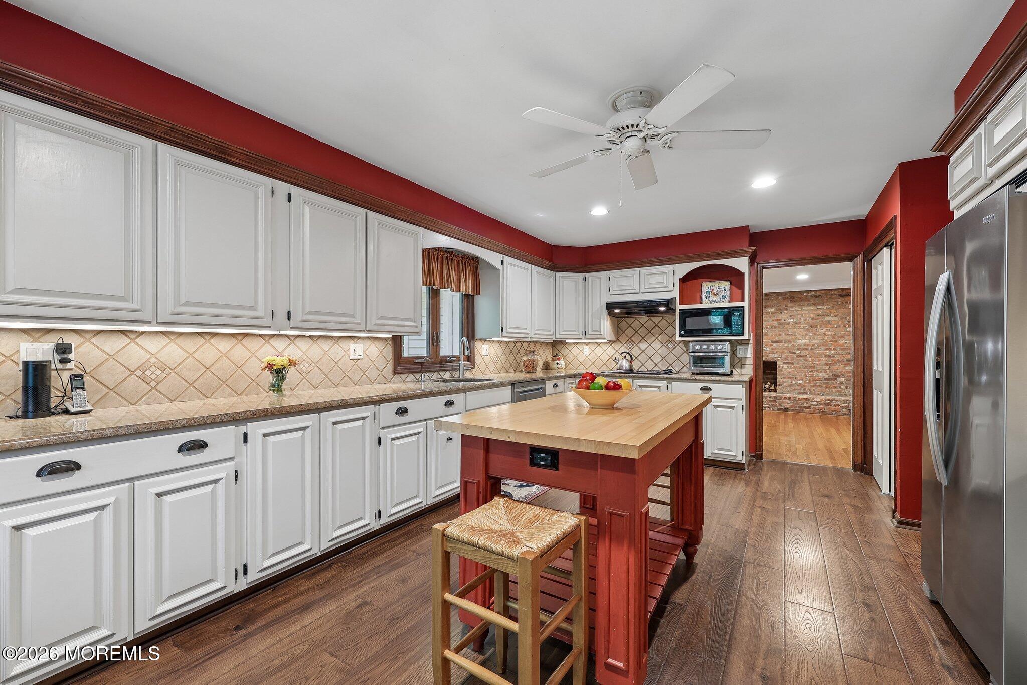54 Howland Road Image 4
