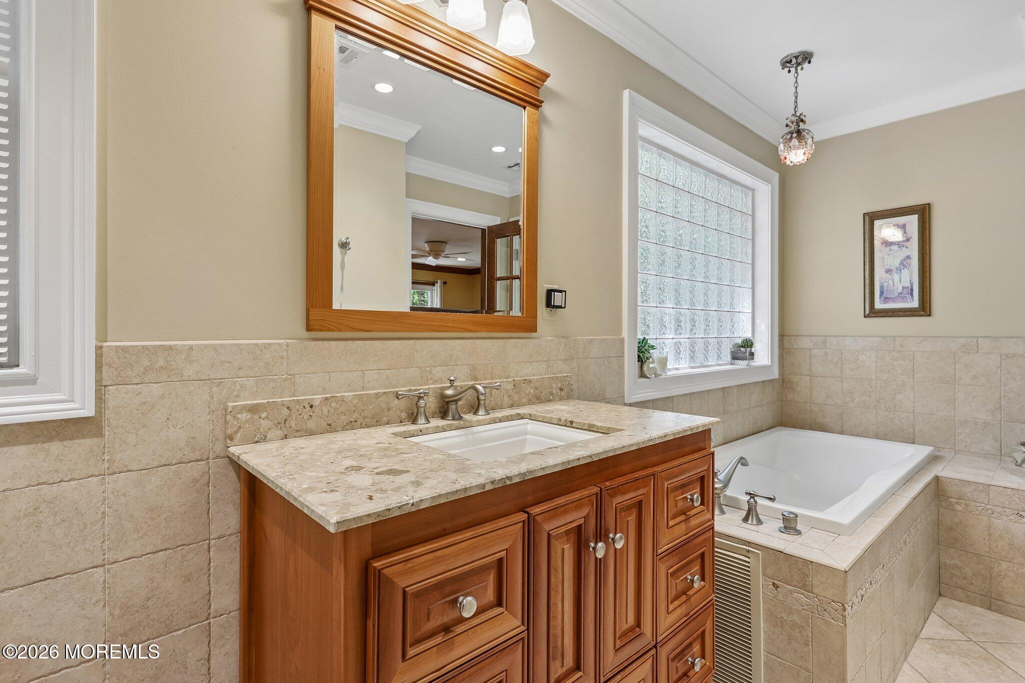 54 Howland Road, Middletown, NJ, 07748 image 25