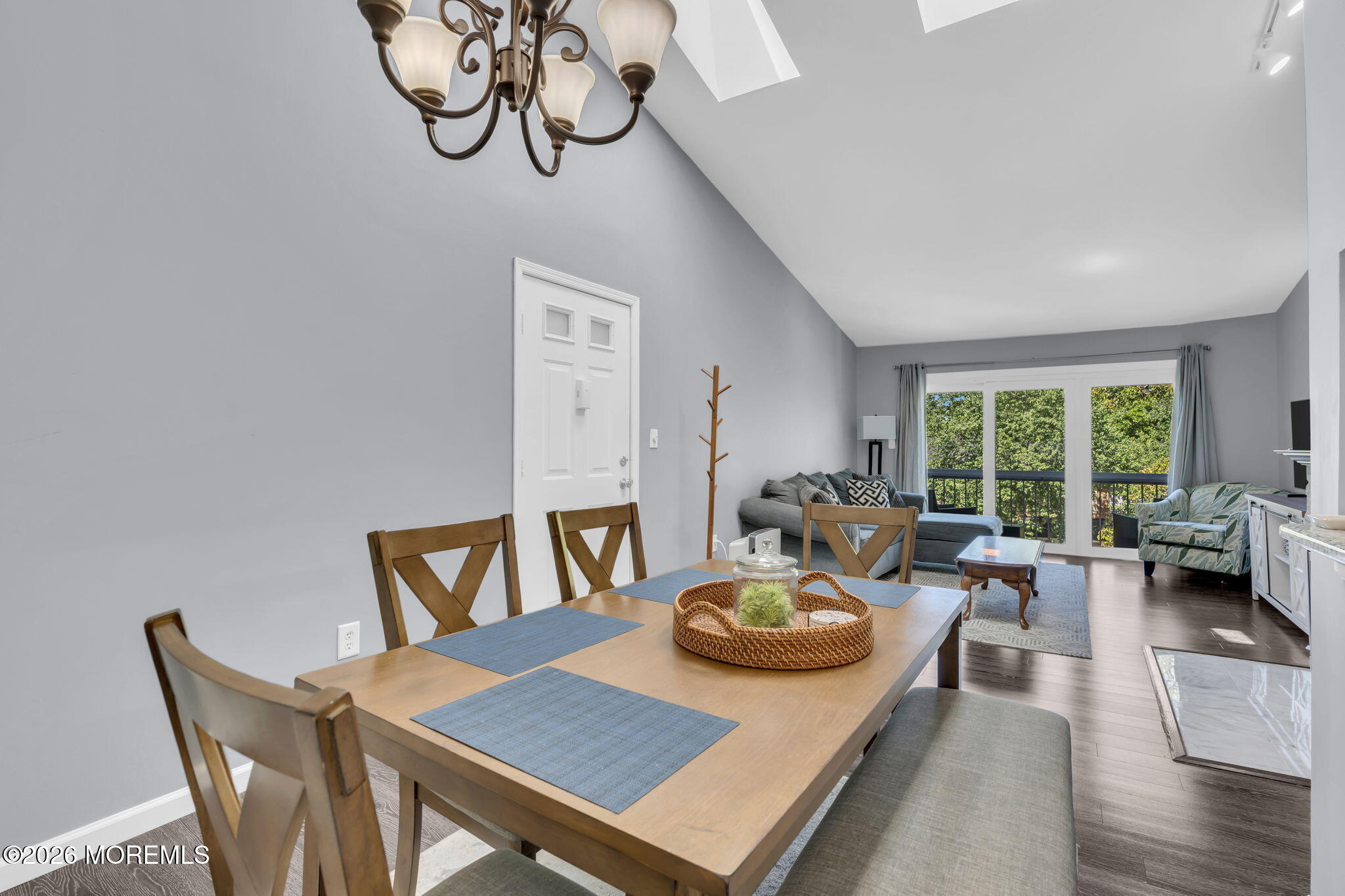 384 Mcdowell Drive 384 Image 3