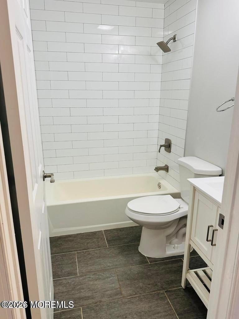 76 Des Moines Court, Tinton Falls, NJ, 07712 image 8